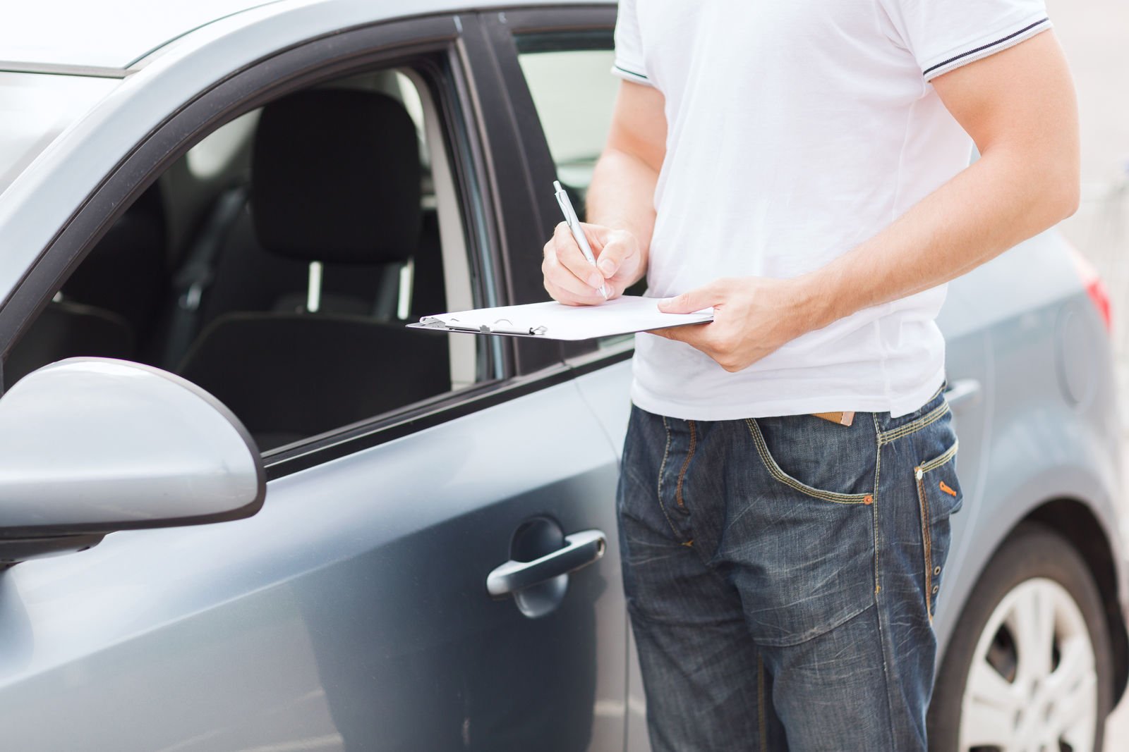 Is full coverage auto insurance required to lease a car?
