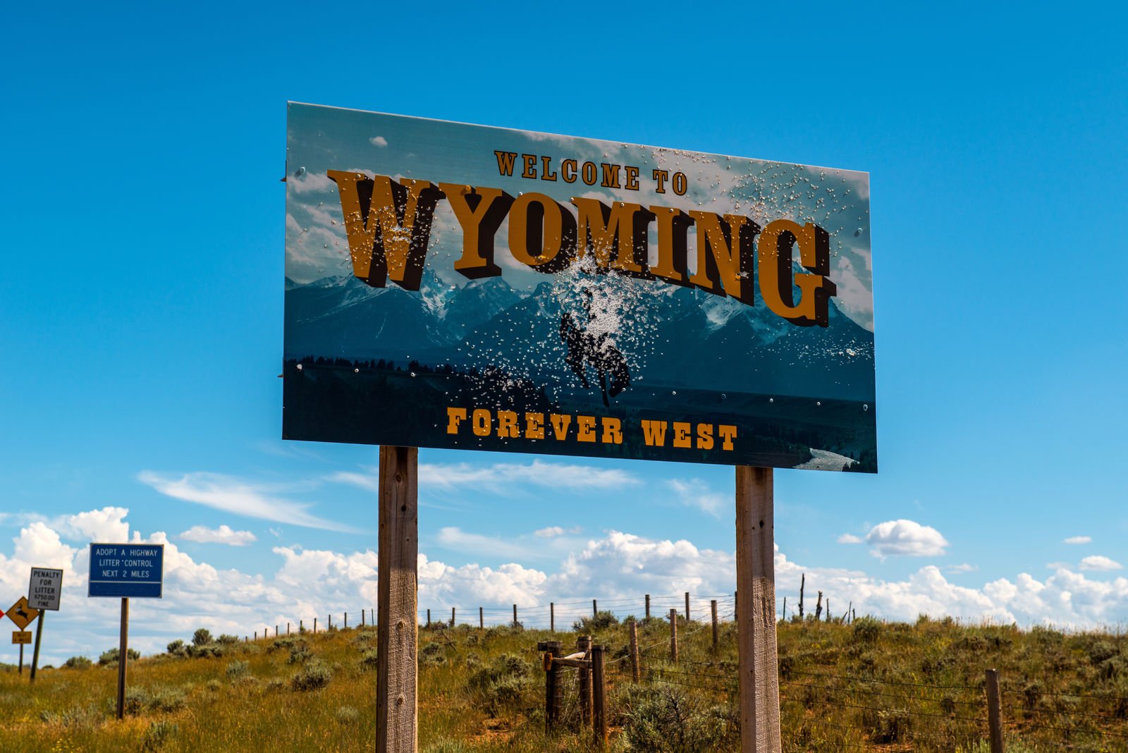 What are state minimums for auto insurance in Wyoming?